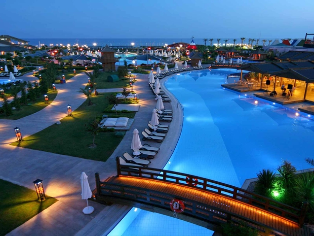 Limak Lara De Luxe Hotel & Resort