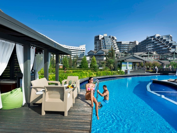 Limak Lara De Luxe Hotel & Resort