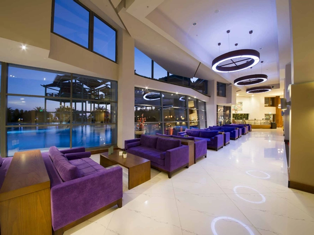 Limak Lara De Luxe Hotel & Resort