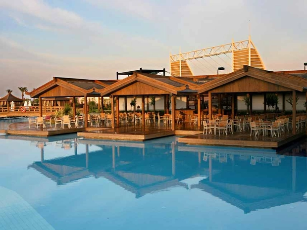 Limak Lara De Luxe Hotel & Resort