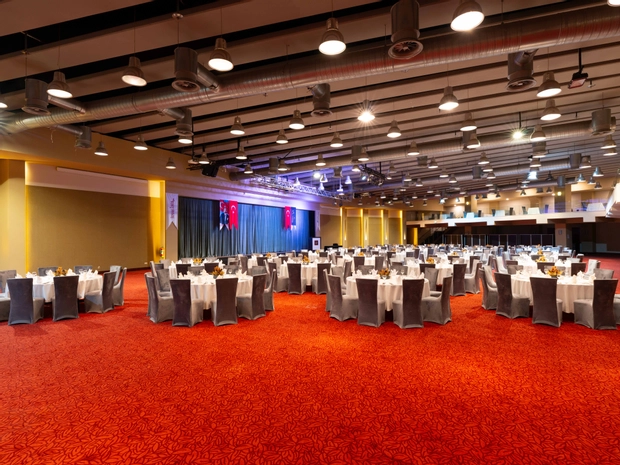 Limak Lara De Luxe Hotel & Resort