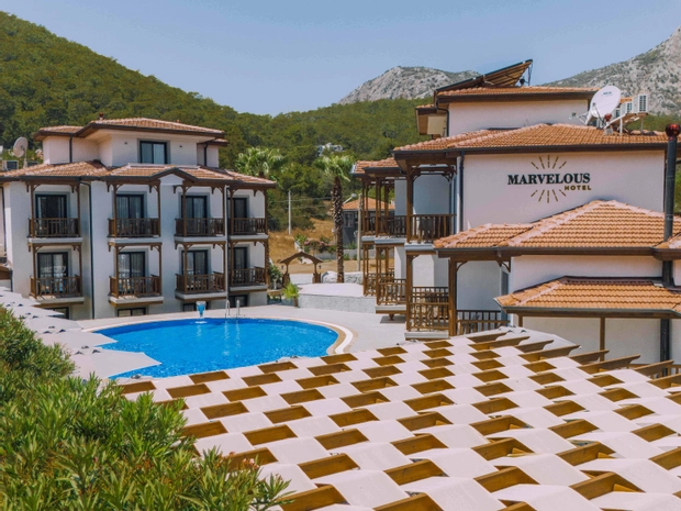 Marvelous Hotel