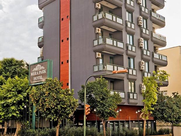 Mera Park Hotel