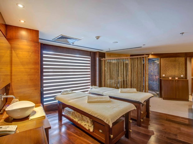 Merit Park Hotel  & Spa