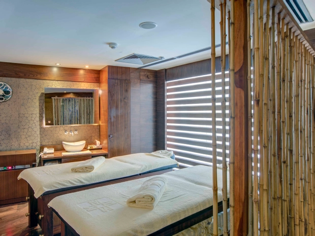 Merit Park Hotel  & Spa