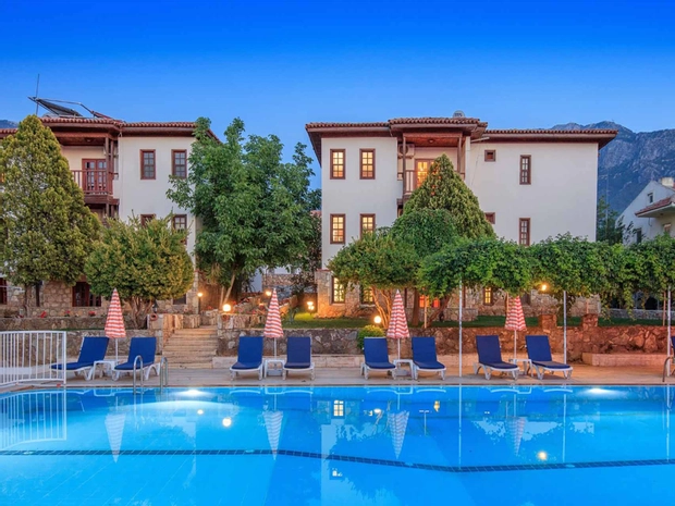 Mese Suites