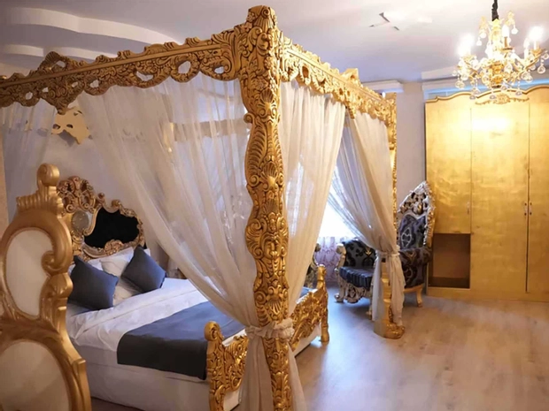 Mira Blue Hotel