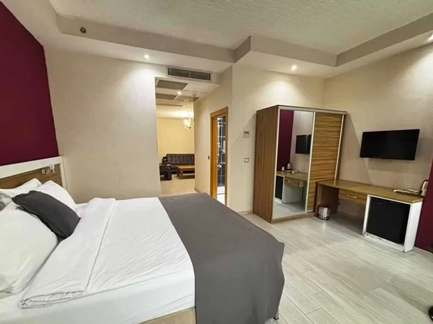 Mira Blue Hotel