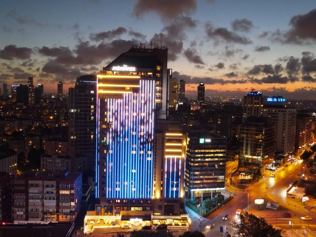 Mövenpick Hotel İstanbul Bosphorus