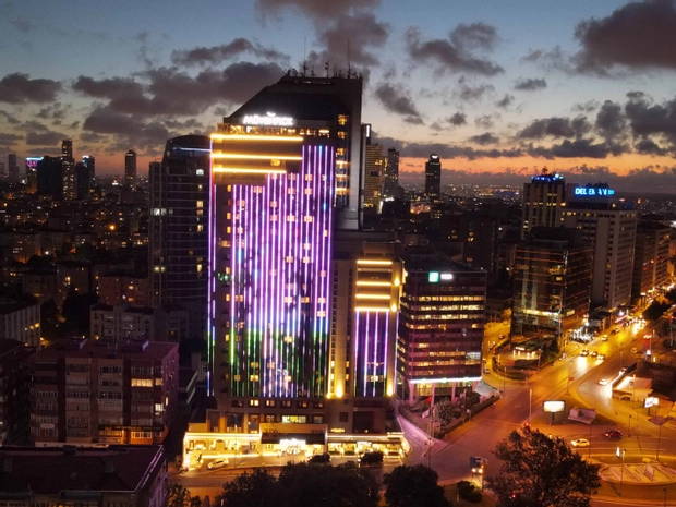 Mövenpick Hotel İstanbul Bosphorus