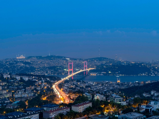 Mövenpick Hotel İstanbul Bosphorus