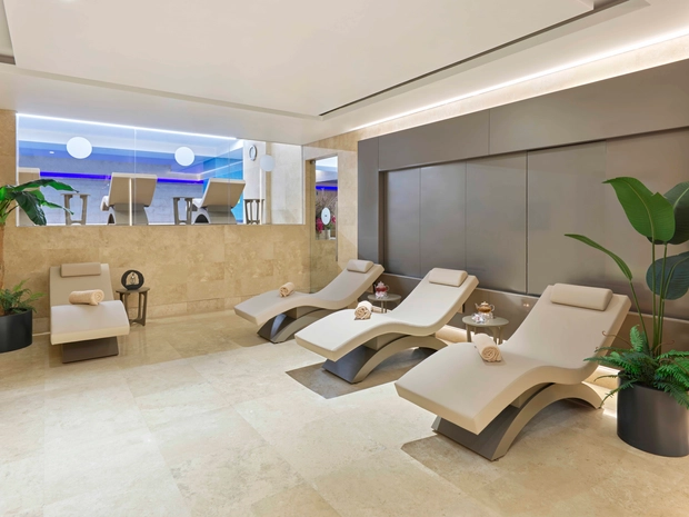 Mövenpick Hotel İstanbul Bosphorus