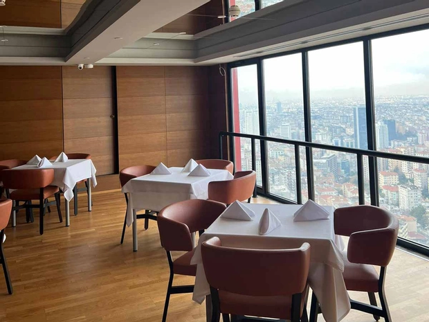 Mövenpick Hotel İstanbul Bosphorus
