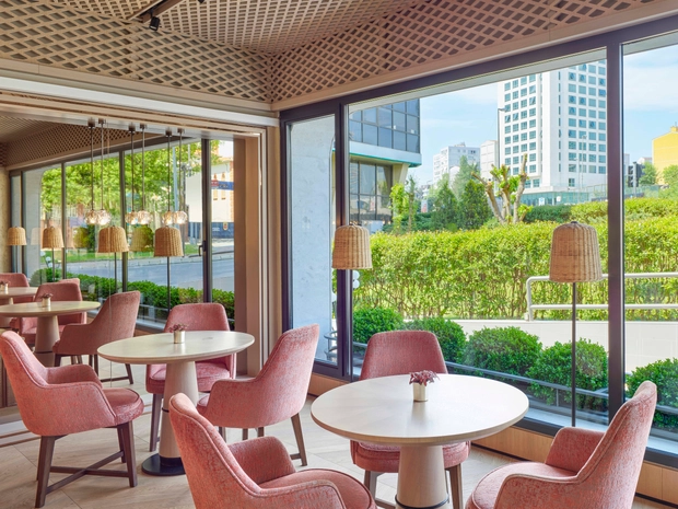 Mövenpick Hotel İstanbul Bosphorus