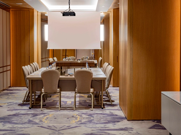 Mövenpick Hotel İstanbul Bosphorus