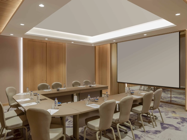 Mövenpick Hotel İstanbul Bosphorus