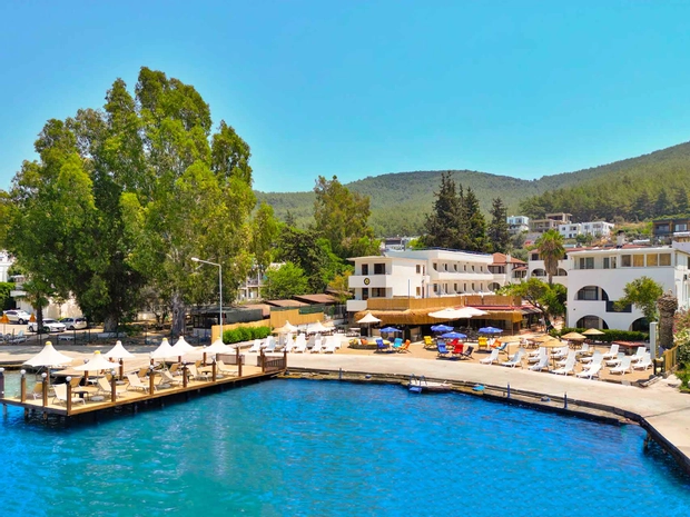 Oscar Seaside Hotel & Spa 