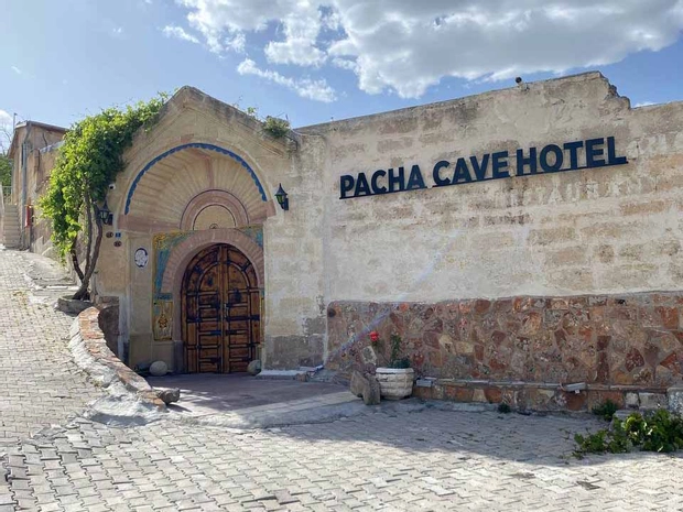 Pacha Cave Hotel
