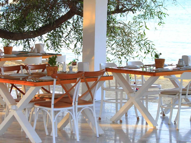 Palm Bay Beach Hotel