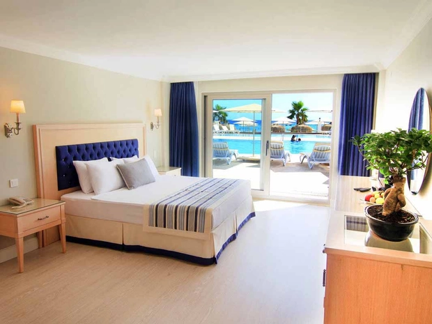 Palm Bay Beach Hotel