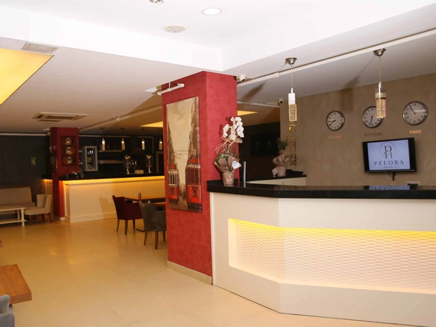 Pelora Hotel