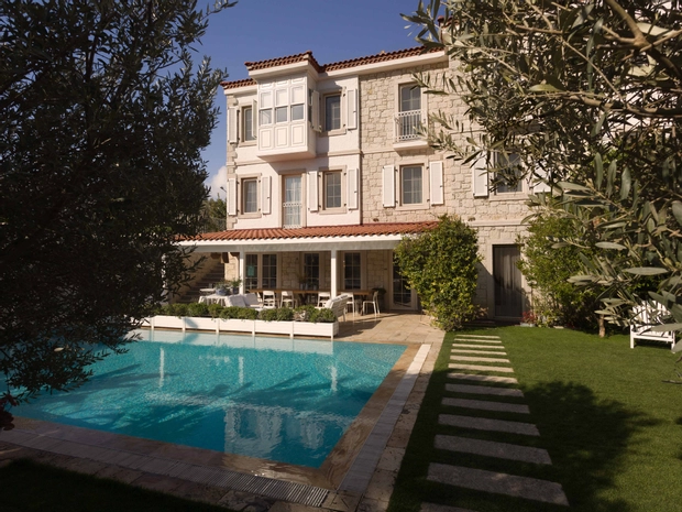 Peremere Alaçatı Otel