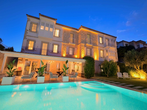 Peremere Alaçatı Otel