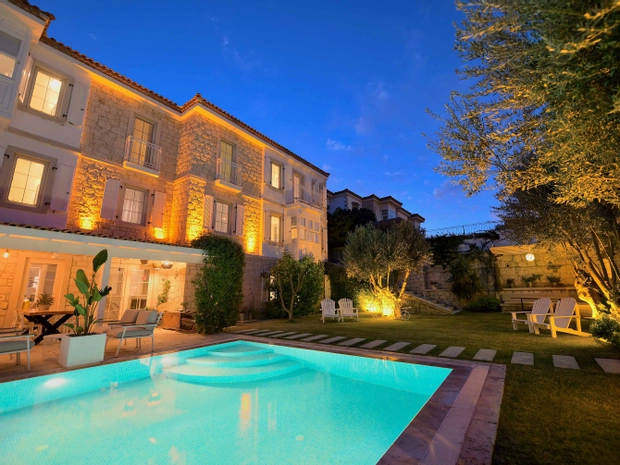 Peremere Alaçatı Otel