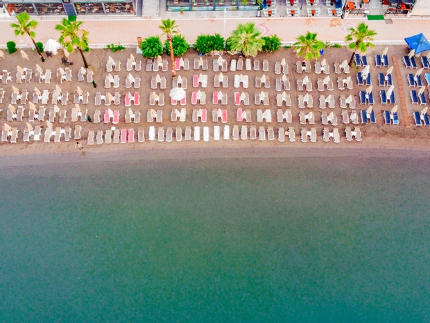 Point Beach Hotel