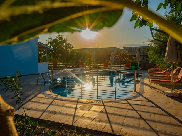 Prenses Sealine Beach Hotel