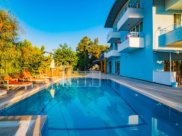Prenses Sealine Beach Hotel