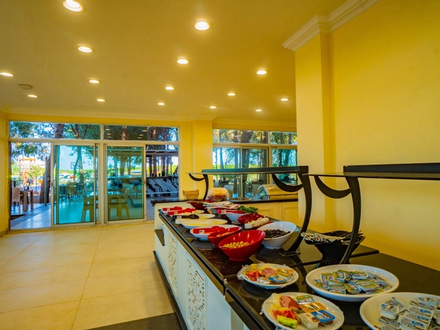 Prenses Sealine Beach Hotel