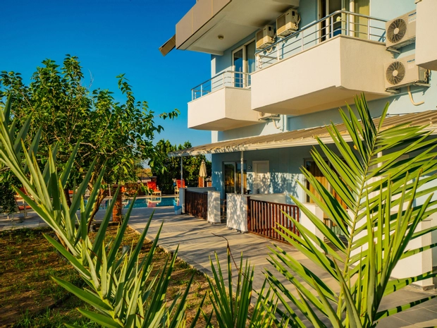 Prenses Sealine Beach Hotel