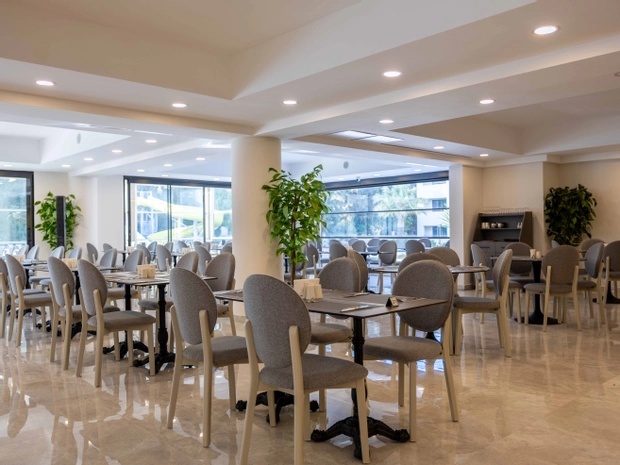 Proxima Hotel
