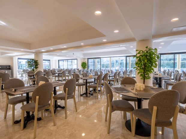 Proxima Hotel