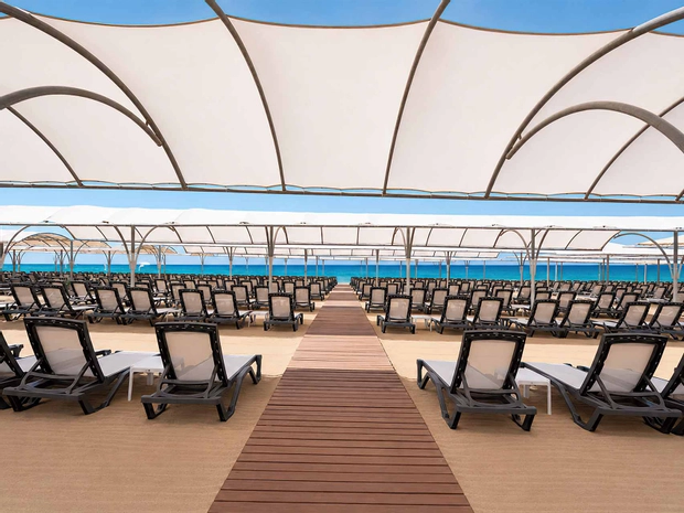 Q Ella Beach Hotel