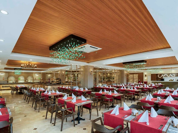 Q Ella Beach Hotel