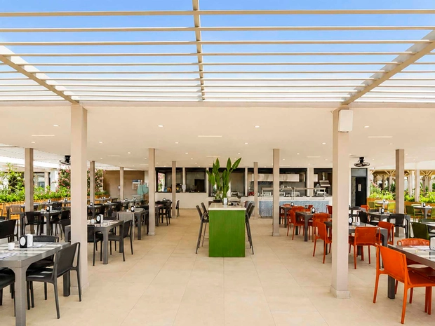 Q Ella Beach Hotel