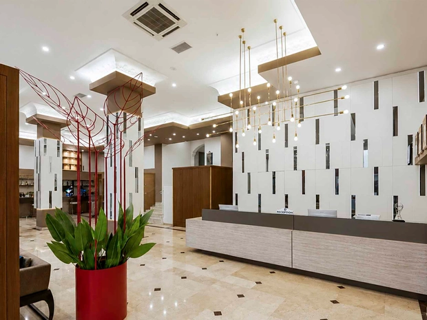 Q Ella Beach Hotel