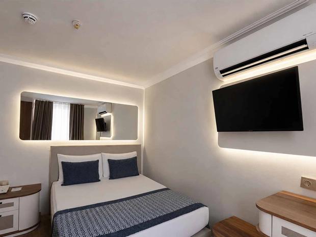 Q Ella Beach Hotel