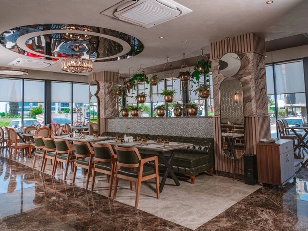 Renex Hotel