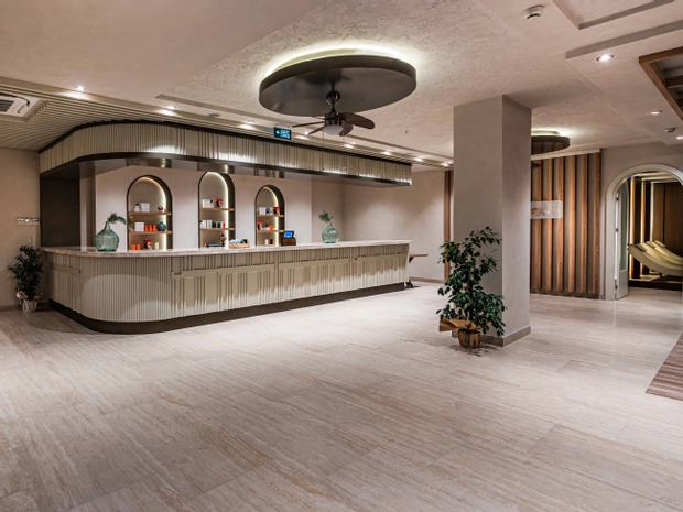 Renex Hotel