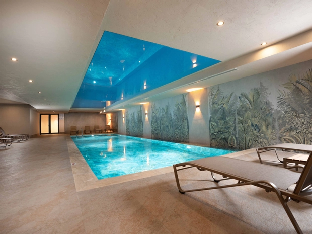 Renex Hotel