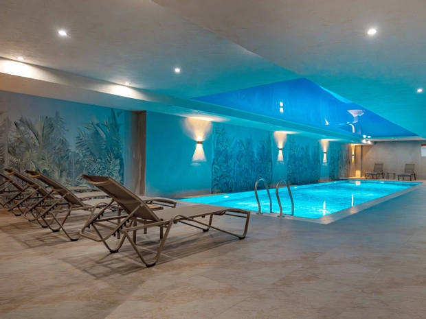 Renex Hotel