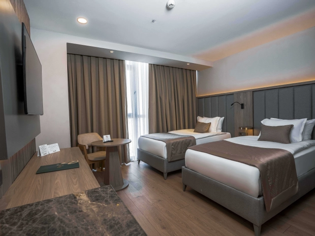 Renex Hotel