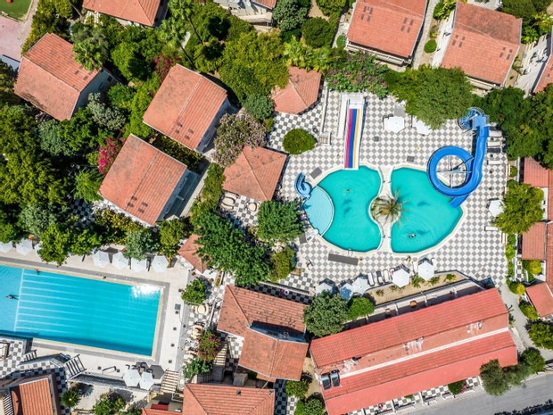 Riverside Garden Resort