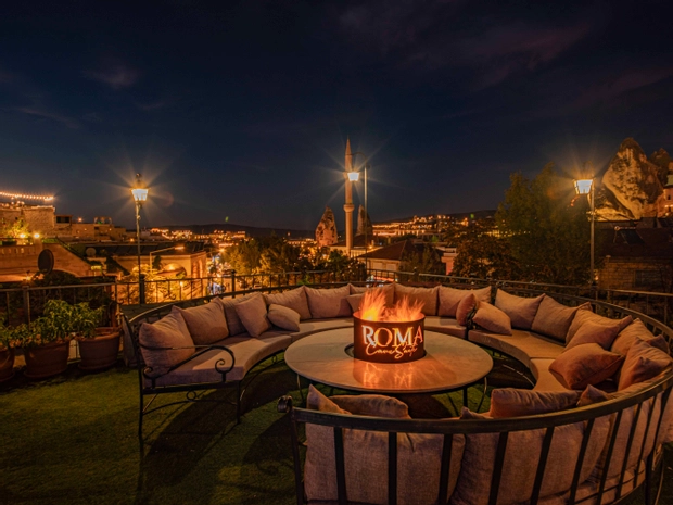 Roma Cave Suite