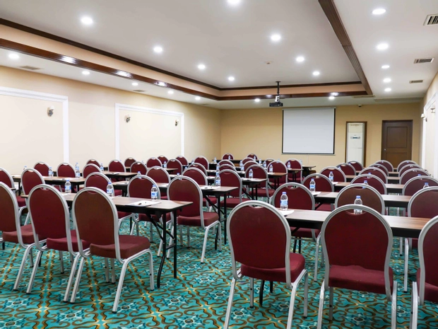 Salamis Bay Conti Resort Hotel