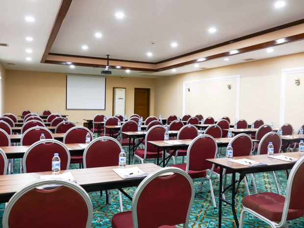 Salamis Bay Conti Resort Hotel