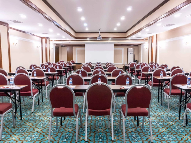 Salamis Bay Conti Resort Hotel